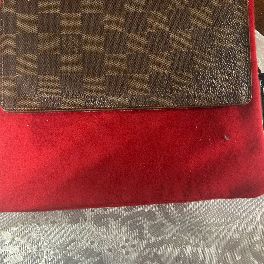 Louis Vuitton Brown Checkered Wallet - Picture 3 of 6
